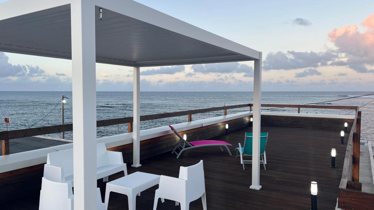 Villa Phare Caraibes Guadeloupe - Rooftop Jacuzzi & Ocean View Le Moule Εξωτερικό φωτογραφία